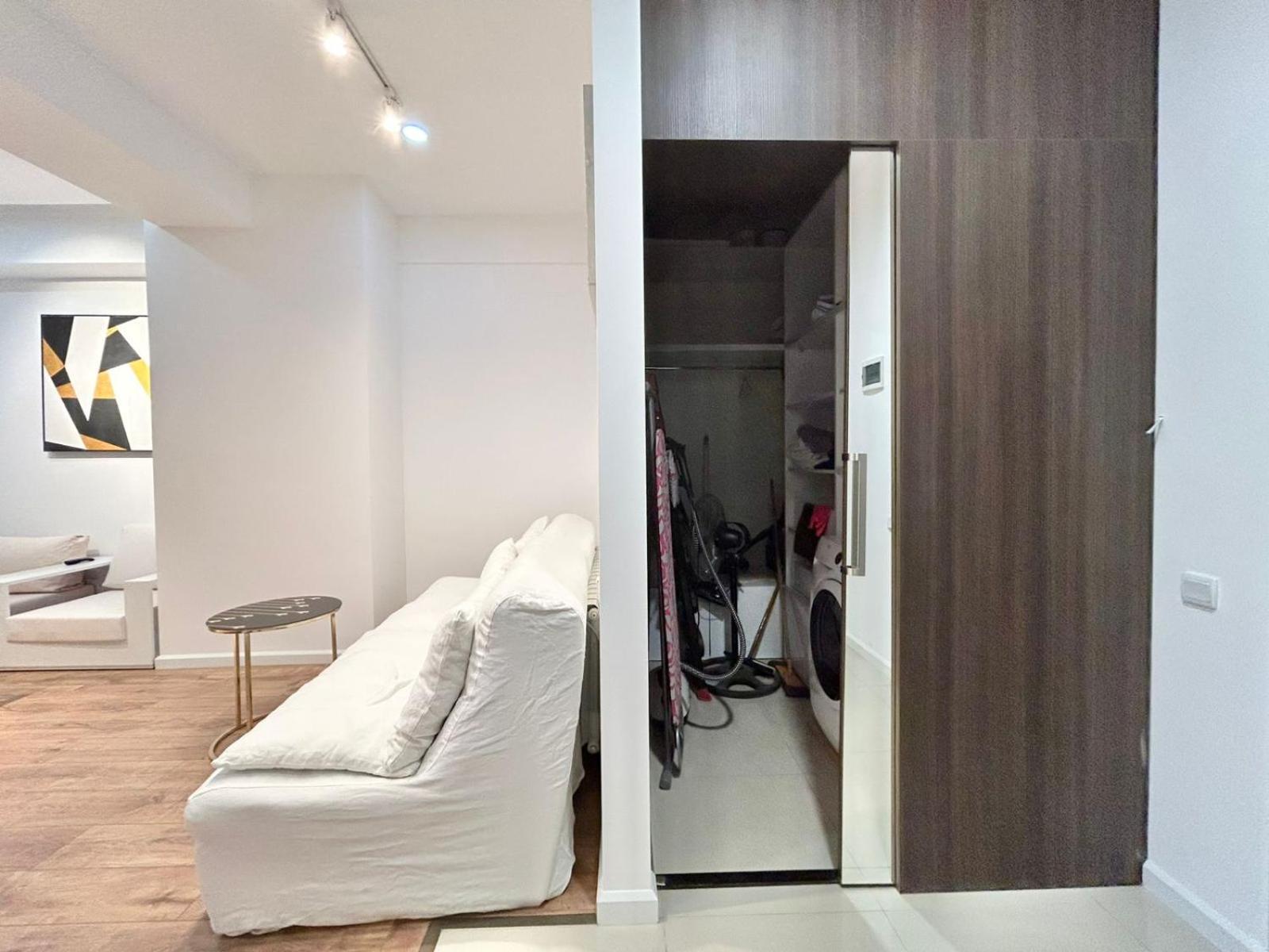 Апартаменты Center - Next To -2br Тбилиси