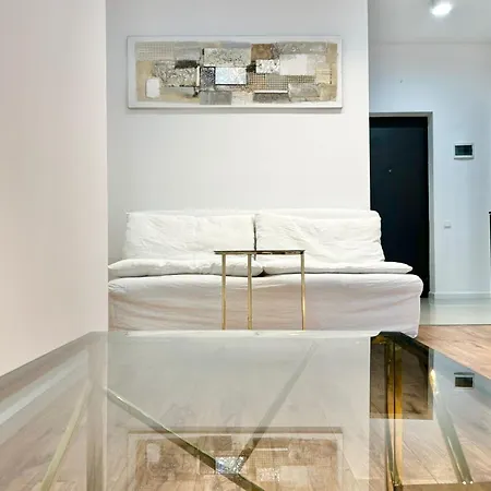 City Center - Next To Holiday Inn -2Br Apartment Тбилиси Экстерьер фото