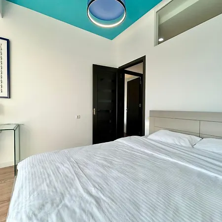 City Center - Next To Holiday Inn -2Br Apartment Тбилиси Экстерьер фото