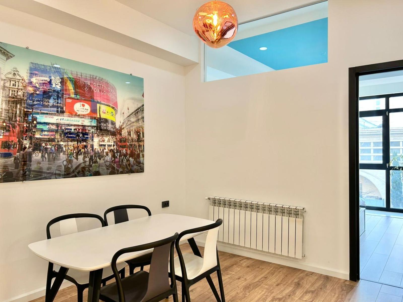 Center - Next To -2br *