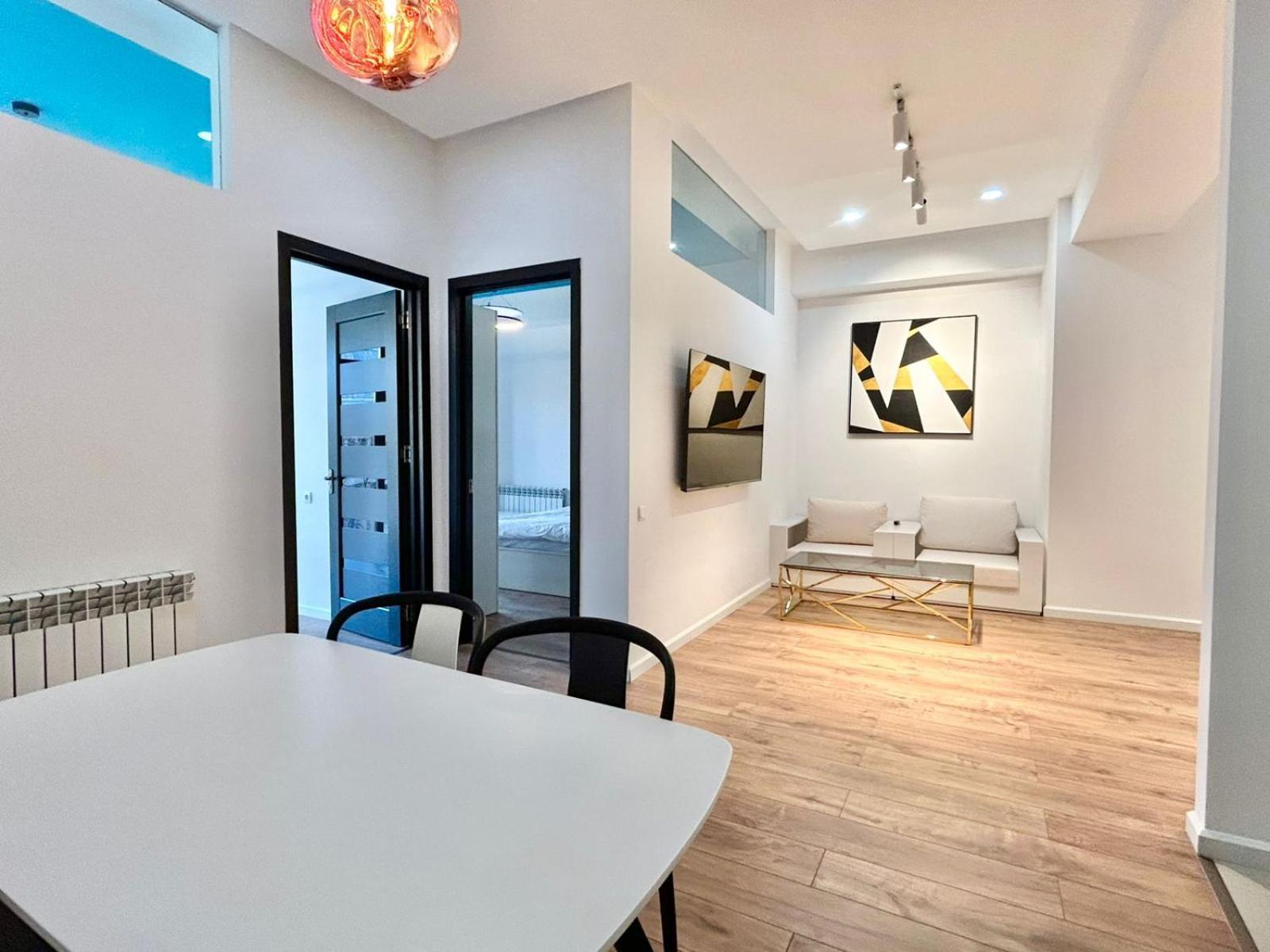 Center - Next To -2br Tbilisi