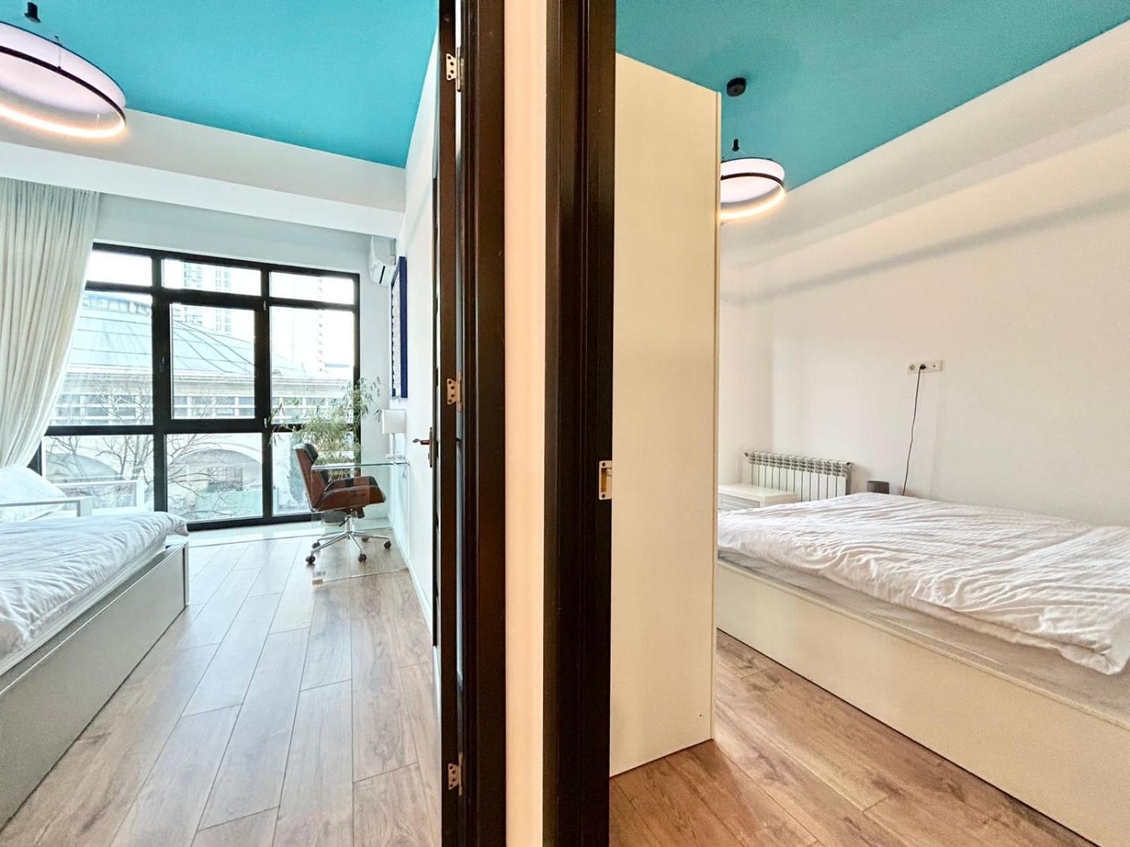Center - Next To -2br Apartment *