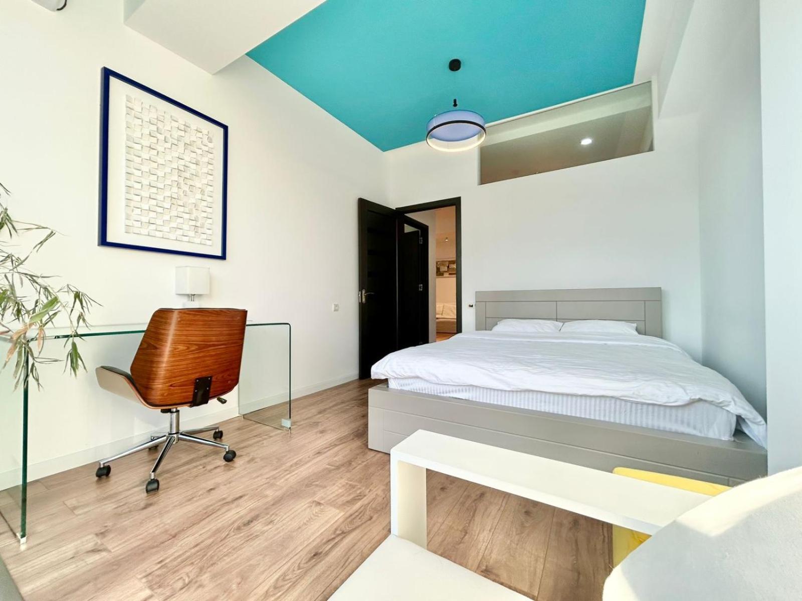 Apartment Center - Next To -2br Tbilisi